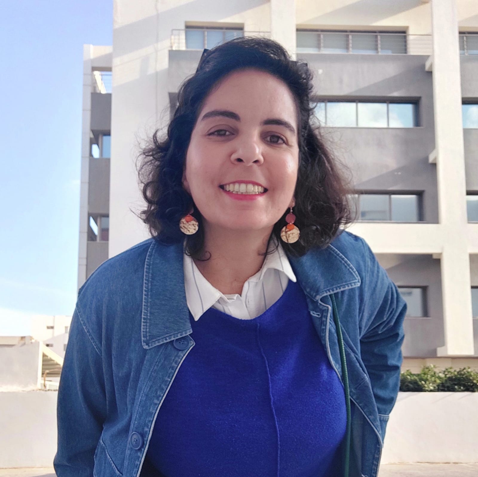 Amany Hamdany, facilitator of the Slí Nua Academy online programmes